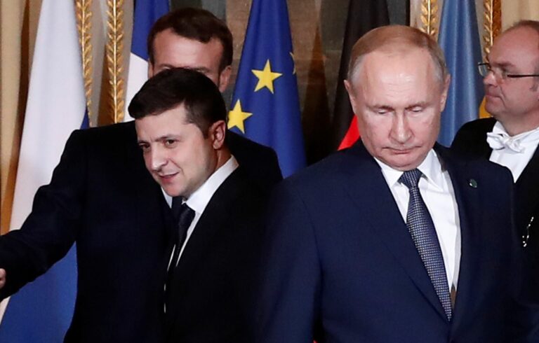Путин по повикот од Зеленски: Русија е подготвена да испрати своја делегација на разговори со Украина