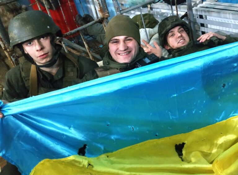 Општа мобилизација во Украина, мажите не смеат да ја напуштат земјата
