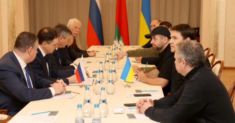 Неизвесни денешните преговори помеѓу Украина и Русија