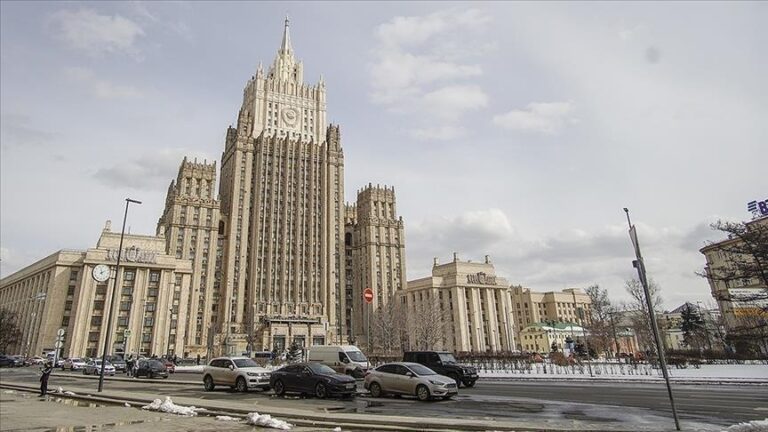 Москва воведува санкции за 13 највисоки британски функционери, меѓу кои е и Борис Џонсон