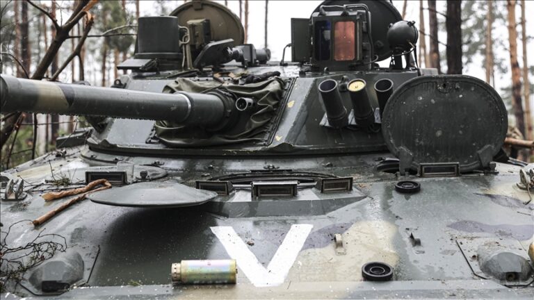 Украина ги забрани руските воени симболи Z и V