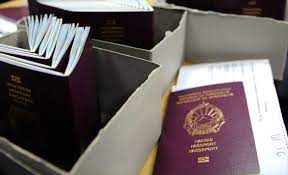 МНР воведува двосменско работење во четири амбасади поради зголемен број апликации за пасоши
