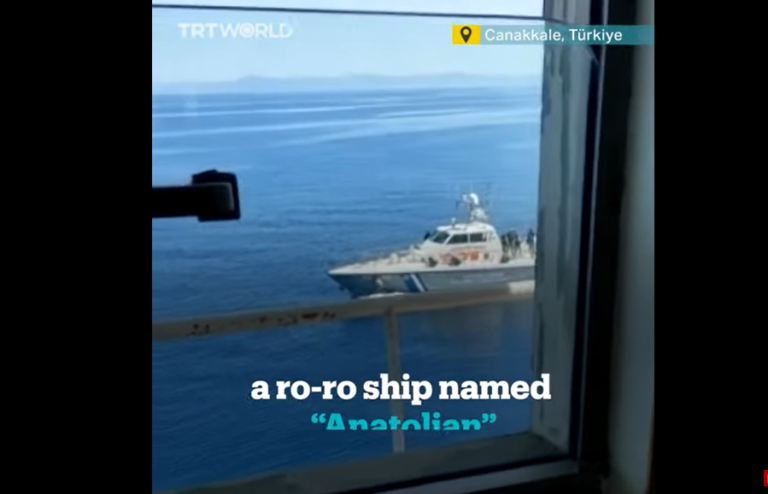 (ВИДЕО) Грчката стража пукаше врз „сомнителен“ турски товарен брод