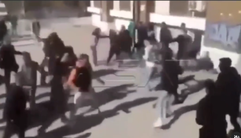 Приведени малолетници од Куманово поради тепачка пред средно училиште