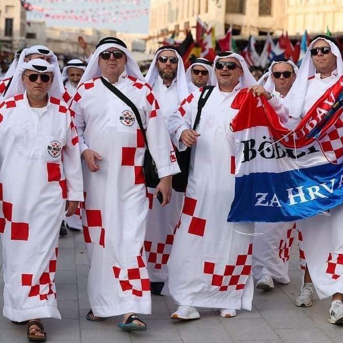 (ФОТО) Хрватските фанови пристигнаа во Катар