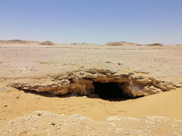 (ФОТО) Воопшто не наликува на вакво магично место, внатре во пештерата Џара во египетската пустина