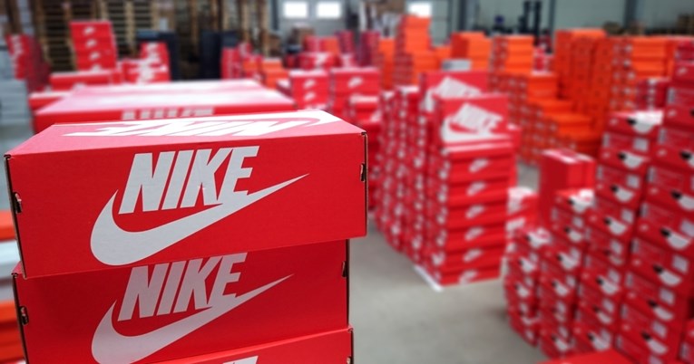 Клиентите разочарани: Nike откажа нарачки со артикли со попуст