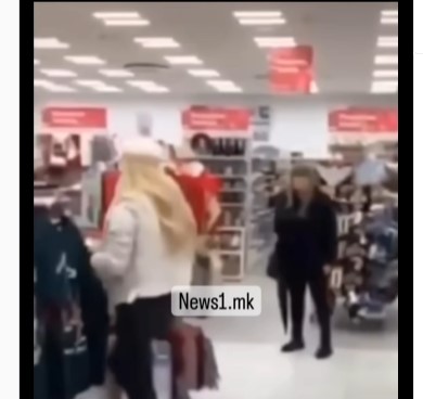 (ВИДЕО) Во Белград жена влегувала во продавници и внатре правела хаос