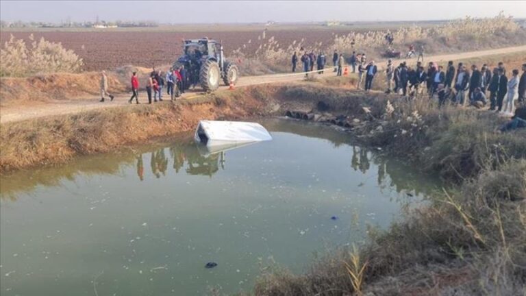 Туркије: Минибус со мигранти падна во канал, 8 мртви