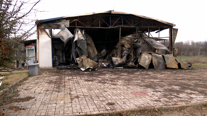Во пожар изгоре млекарница во кумановско Романовце