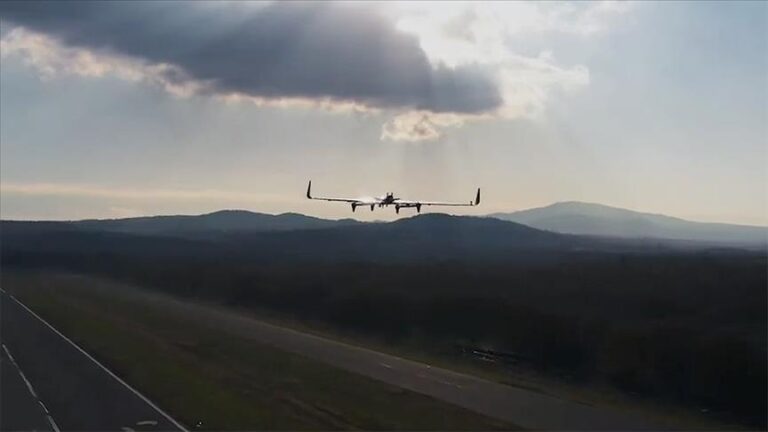 Беспилотното летало „Бајрактар“ ДИХА со вертикално слетување го заврши тестот за летање на 8.000 стапки