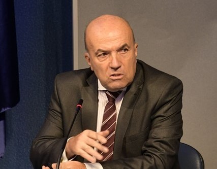 Милков: Пендиков останува во Софија, не е безбедно да се врати во Македонија