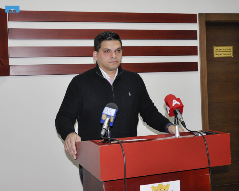 Честитка на градоначалникот Пецаков до српската заедница по повод празникот Св. Сава
