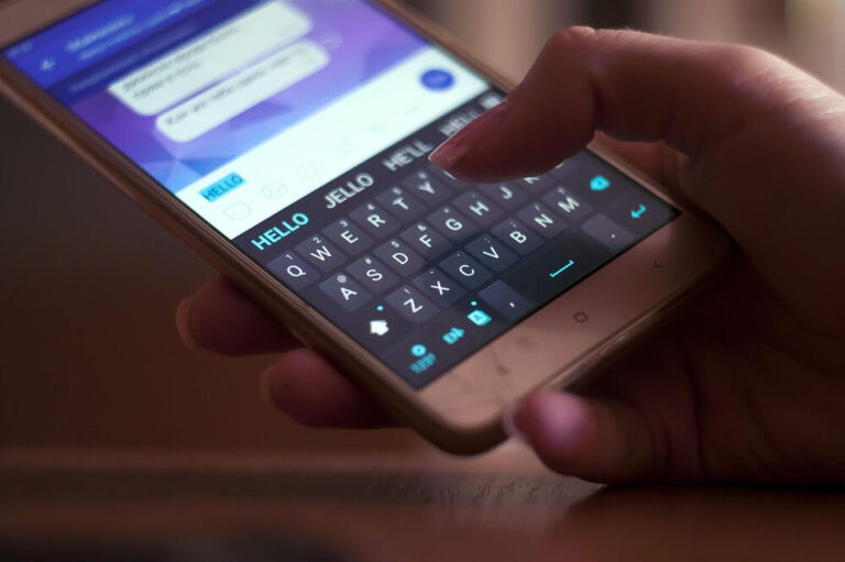 Падна „Вибер“, повеќето корисници ширум светот не можат ниту да испраќаат пораки ниту да повикуваат