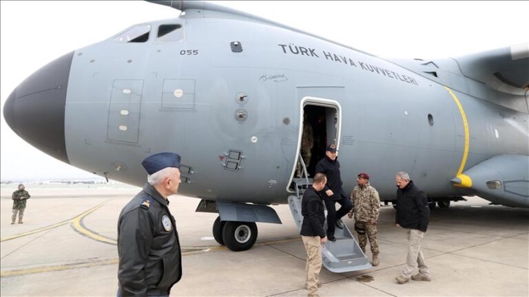 Земјотрес во Туркије: Турските вооружени сили воспоставија воздушен коридор за помош