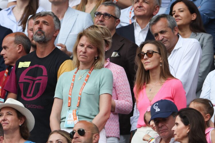 (ФОТО) Мајката и сопругата на најдобриот тенисер Новак заедно во скут за прославата на успехот