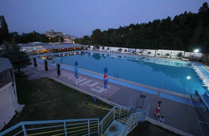 Турист од Шпанија се удави во Олимпискиот базен во Битола