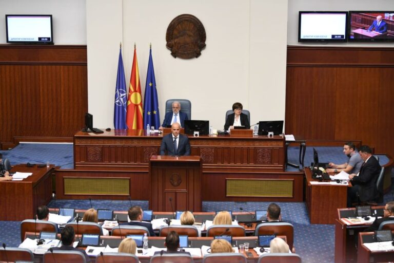 ВМРО-ДПМНЕ: Ковачевски да си даде оставка, тој и ЕУ се далеку како зима и лето