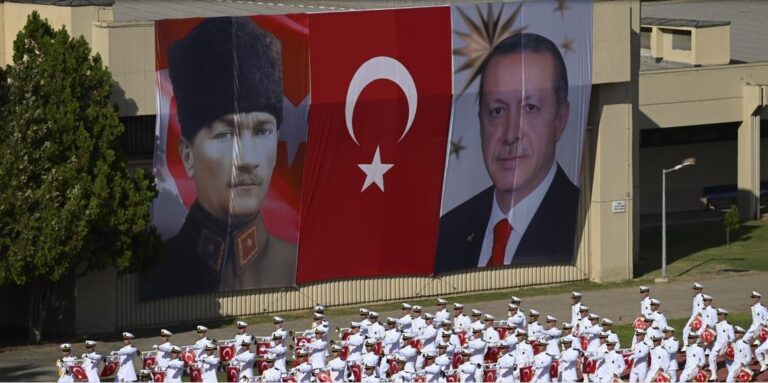 Турција: Загрозено наследството на Ататурк?