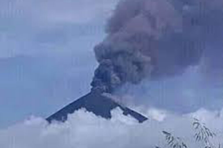 Вулканот Попокатепетл се активира, исфрла пепел на височина над 6.000 метри