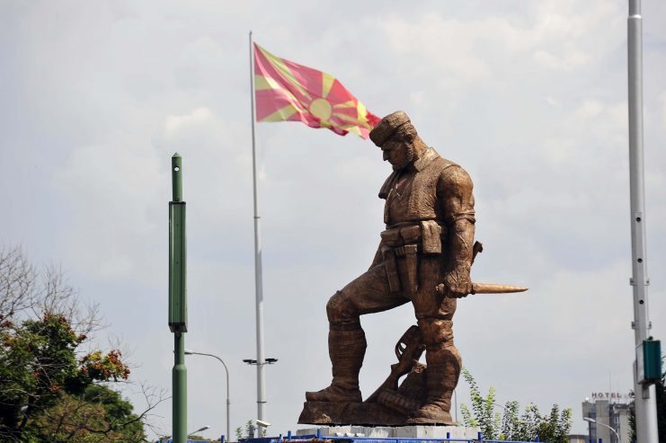 Советничката група на ВМРО-ДПМНЕ и коалицијата во Советот на Град Скопје ја изгласа иницијативата за враќање на споменикот на Андон Лазов Јанев Ќосето