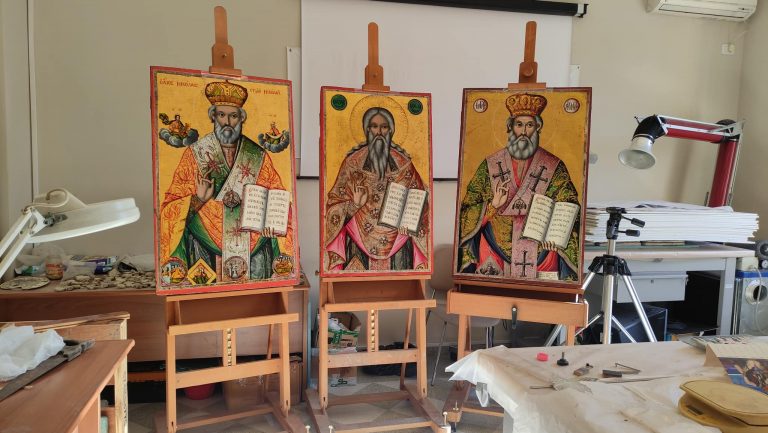 Успешната реставрација на иконите на познатиот Македонски зограф Дичо Зограф се чуват во Национален историски музеј во Тиранa