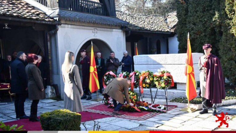Делегација на ВМРО-ДПМНЕ на гробот на Гоце Делчев: Битката за Македонија која Делчев ја доби е обврска за нас да ја продолжиме кон просперитетна и силна држава
