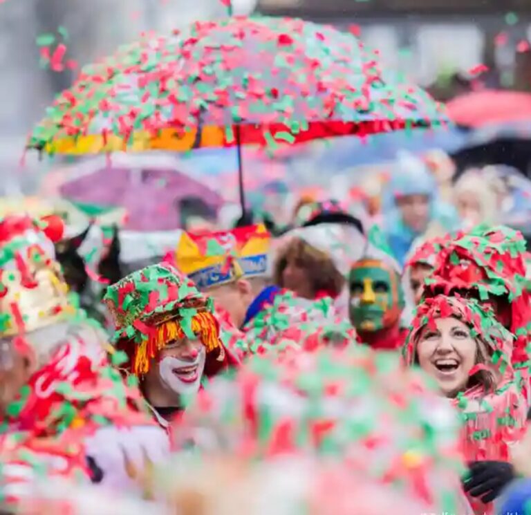 Дождот не го расипа карневалското славје во Германија