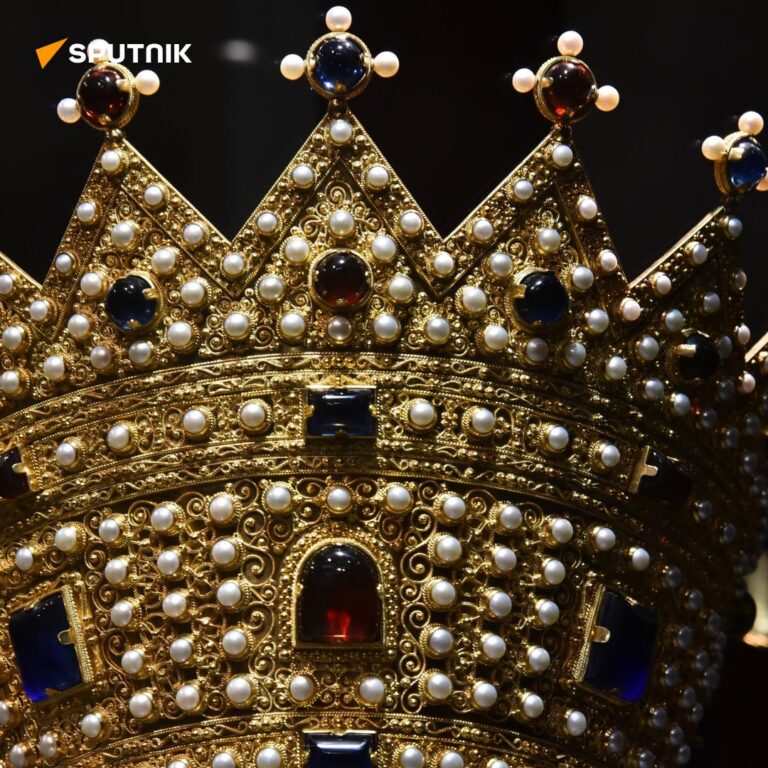Раскошната круна на најмладата српска кралица Симонида, изложена во Историскиот музеј на Србија