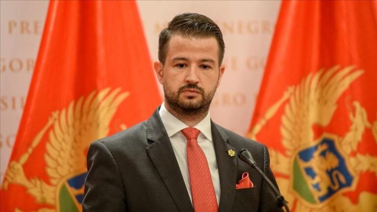 Претседателот на Црна Гора Милатовиќ поднесе оставка од сите функции во движењето „Европа сега“