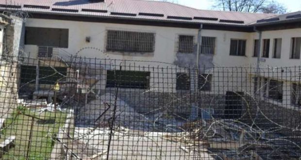Пожар во затворот во Битола, осуденик се здобил со повреди