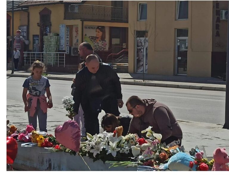 (ФОТО) Ивана и Милош Илиќ дојдоа на местото каде луѓето палат свеќи за нивната ќерка