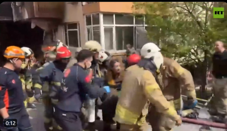 (ВИДЕО) Најмалку 25 луѓе загинаа во пожар во во ноќен клуб во Истанбул