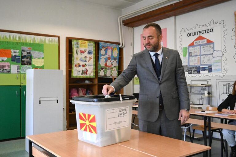 Тошковски: Безбедносната состојба стабилна, нема никакви нарушувања во изборниот процес