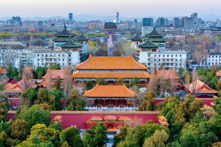 (ФОТО) Во Пекинг централна оска од 7,8 км овозможува да се прошетаат најзначајните културни и историски знаменитости на градот