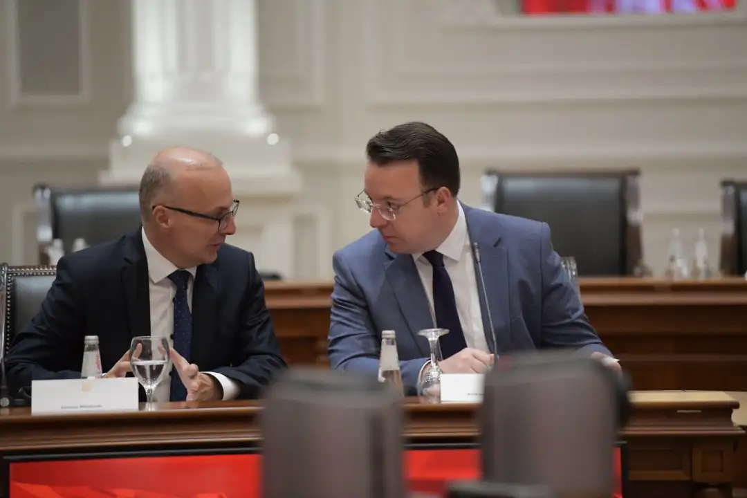 Николоски: Инвестициите во локалните самоуправи се неопходни за луѓето да останат да живеат во своите домови