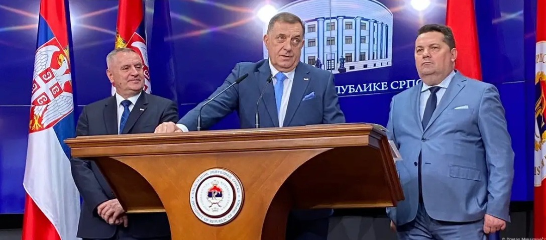 Тајни преговори и политички игри: РС на пресвртница