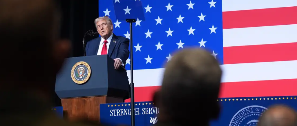 Трамп ги подготвува генералите за „војна“ во САД