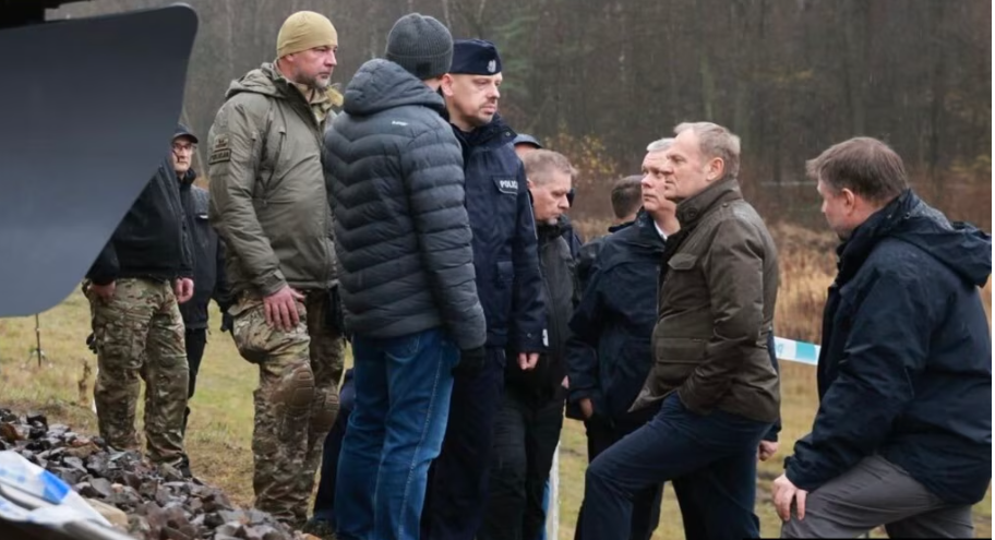 Туск: Експлозијата на железницата е „чин на саботажа“