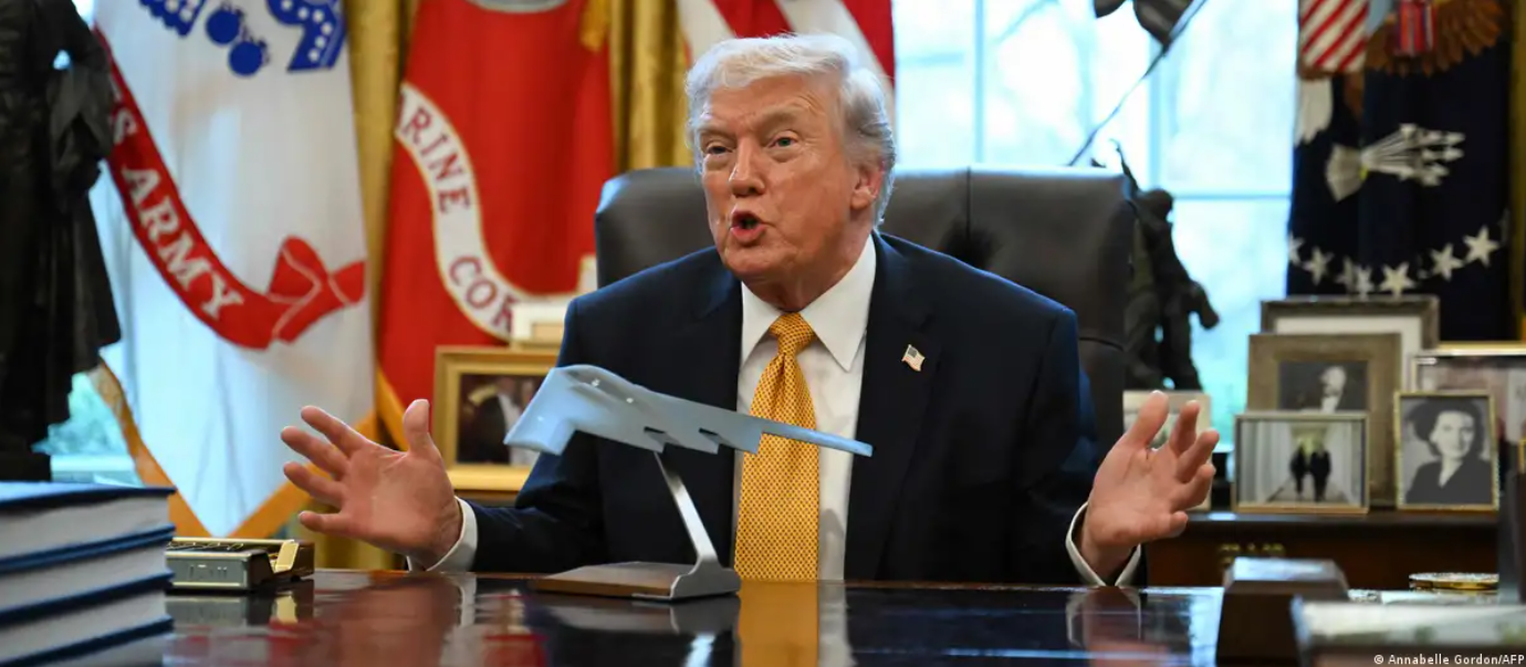 Трамп се заканува со „преземање“ на Куба