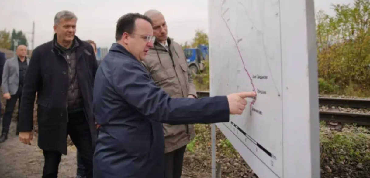 Николоски, Ѓорѓиевски и Ивановски на увид во реализацијата на проектот „Градски воз“
