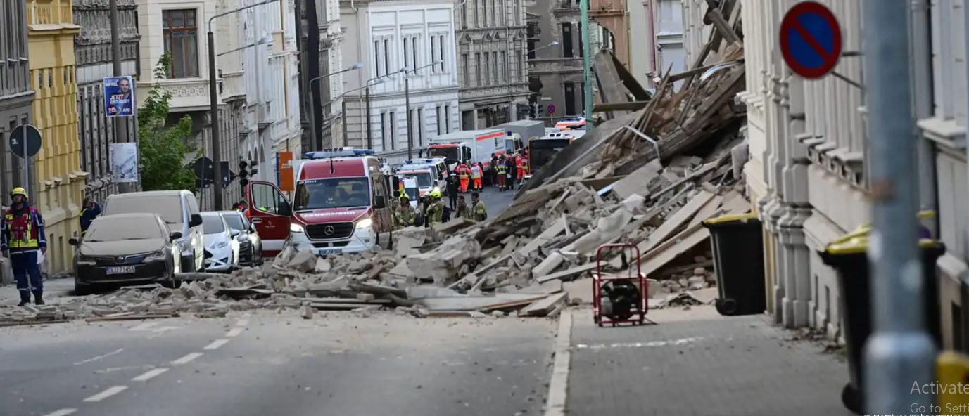 По уривањето на зграда во Герлиц по експлозија, ситуацијата останува напната